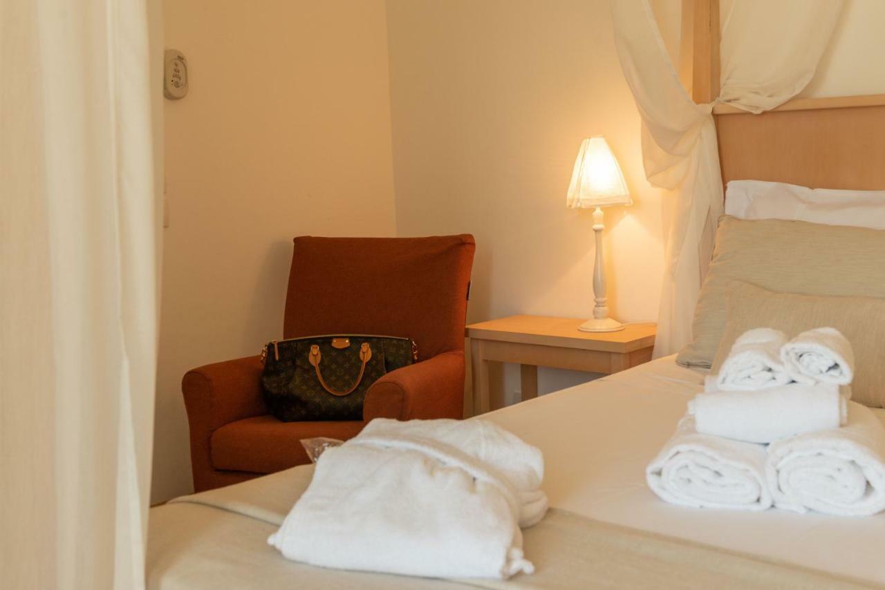 Relais Masseria Villa Cenci Cisternino Eksteriør billede
